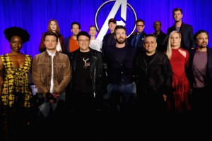 Звезды "Мстителей: Финал" отпраздновали старт пресс-тура в Диснейленде