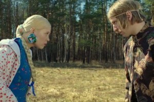 Тина Кузнецова бегает за пьяным Иваном Дорном в лесу в новом клипе