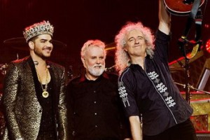 Queen стали богаче британской королевы