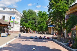 Астраханский Арбат признали лучшей торговой улицей в России