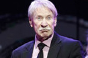 Иван Краско остался без жилья и объявил об уходе в дом престарелых