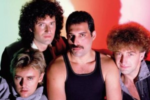 Фредди Меркьюри на видео 1982 года: группа Queen поделилась архивным роликом