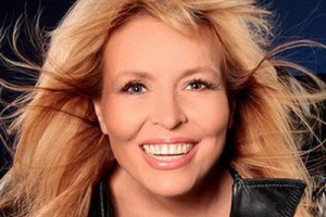 Ольга Кормухина готовится к выходу в открытый космос