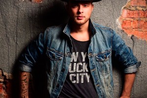 Егор Крид заключил контракт с Warner Music Russia и записал дуэт