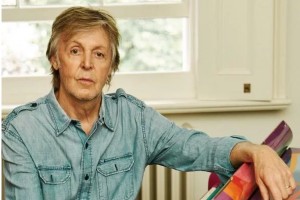 The Beatles воссоединились: Пол Маккартни и Ринго Старр выступили на одной сцене