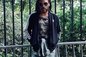 Ленни Кравиц воспел летний отдых в клипе «5 More Days ‘Til Summer»