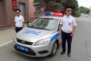 Астраханские полицейские помогли матери с ребенком в беде