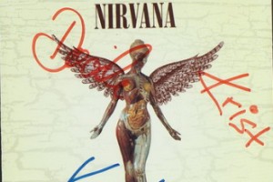 Обложку альбома Nirvana с автографом Курта Кобейна продадут с молотка