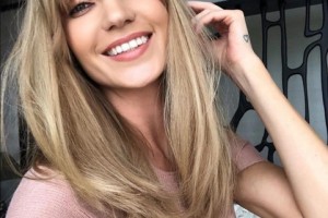  «Может ли смена имиджа изменить жизнь?»: Глюкоза отстригла челку и укоротила волосы  