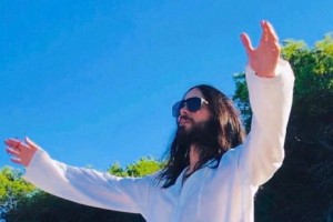 Лето снялся для испанского GQ  