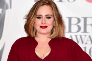 Адель готовится вернуться на сцену