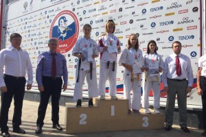 Астраханские каратисты завоевали 8 медалей на соревнованиях по киокусинкай