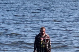 Леша Свик показал «Луну» в стиле Балабанова