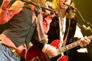 Black Crowes соберутся вместе через шесть лет после распада