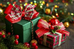 Астраханцы могут узнать о безопасности новогодних подарков