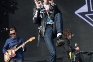 Neighbourhood перенесли российские концерты на следующую зиму