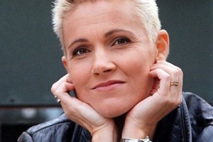 На 62-м году ушла из жизни солистка группы Roxette - Мари Фредрикссон. 