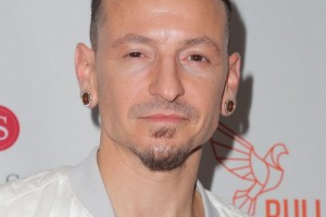 Первая группа Честера Беннингтона Grey Daze выпустит альбом в память о нем