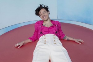 Небанальный и душевный: новый альбом Harry Styles – Fine Line