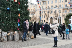 Астраханцев приглашают на открытие астраханской елки