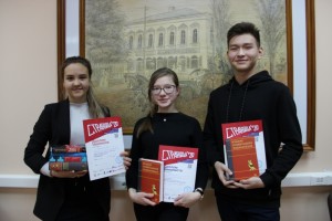 Астраханская 10-классница представит регион на международном конкурсе по чтению вслух