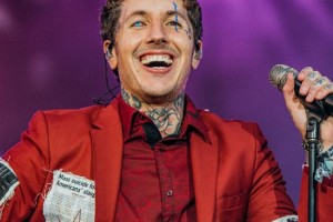 Bring Me The Horizon выпустили альбом с длинным названием