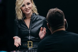 Полина Гагарина и Feduk споют свои и чужие хиты по-новому в шоу Антона Беляева LAB