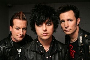 Green Day сняли клип о вреде виртуальной реальности