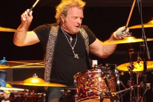 Барабанщику Aerosmith не разрешают играть с группой после болезни