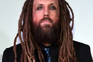 Гитарист Korn открывает спа-салон для гастролирующих музыкантов