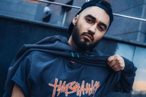 30 лет рэперу Моту 