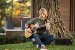 "Черная лилия". Винник спел новую песню