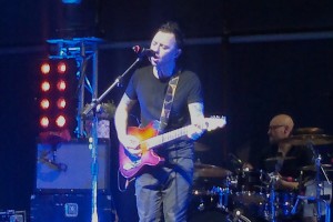 Группа «Звери» показала новую версию песни «Весело».